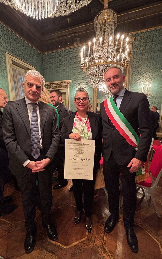 Caterina Ippolito Cavaliere del Lavoro con prefetto Milano e sindaco Melegnano_SITO